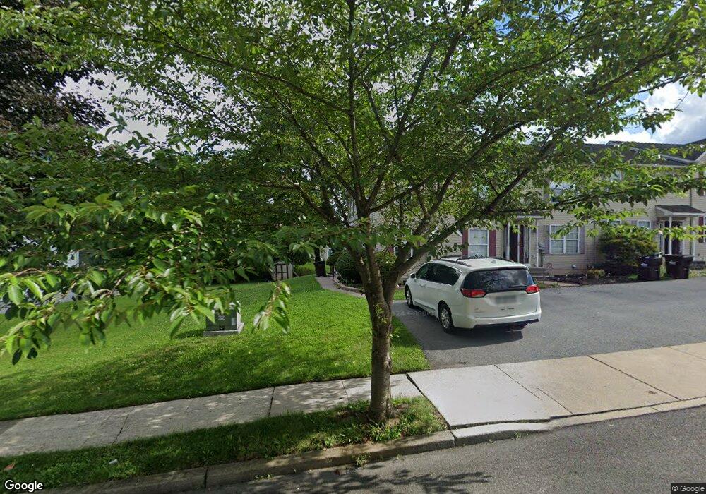 808 Cove Ct, Freemansburg, PA 18017 - photo 1