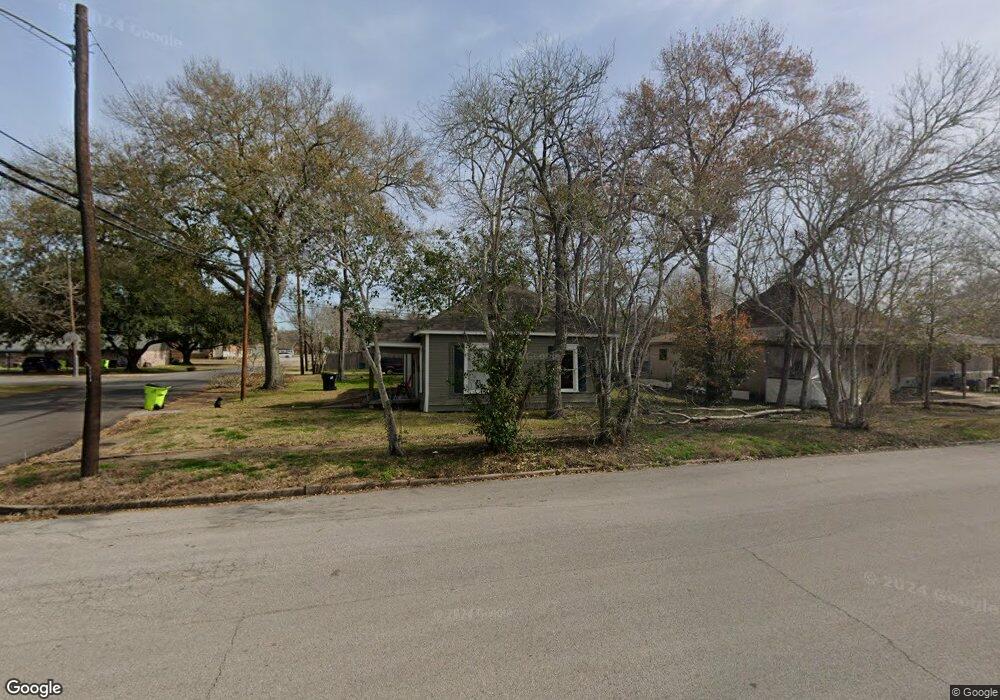 2000 Avenue K, Rosenberg, TX 77471 - photo 1