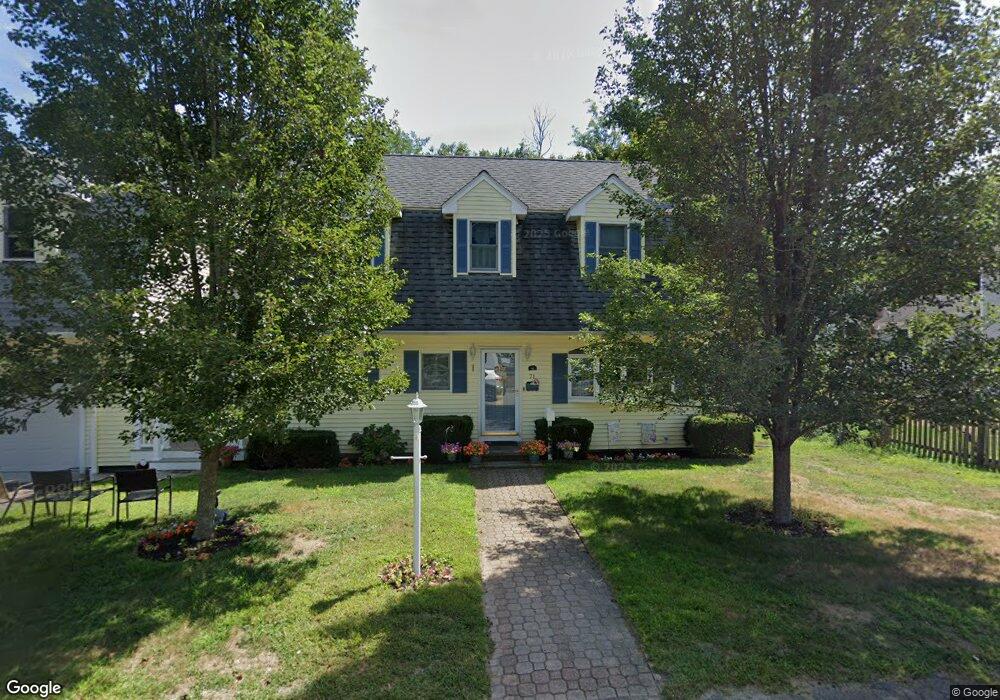 71 Hanian Dr, East Weymouth, MA 02189 - photo 1