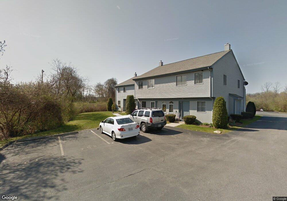 511 Child St unit 204, Warren, RI 02885 - photo 1