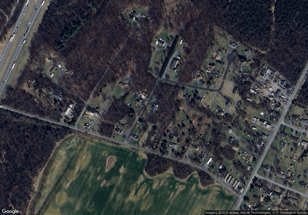 84 Chenoweth Dr, Bunker Hill, WV 25413 - photo 1