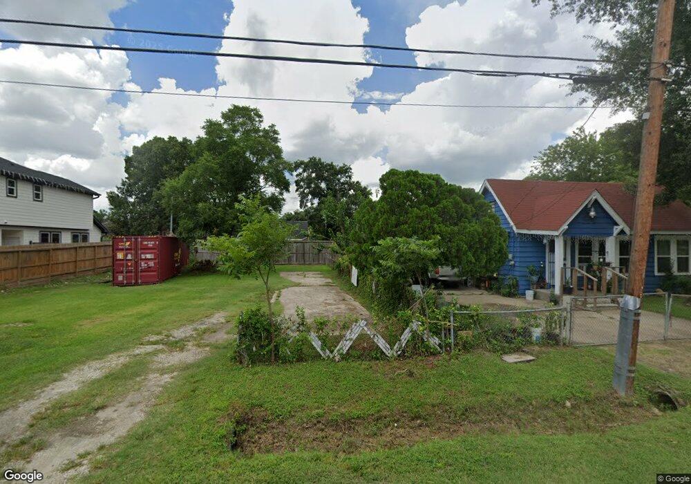 5015 Birchmont Dr, Houston, TX 77091 - photo 1