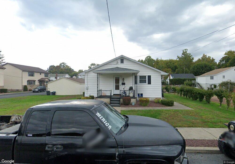 837 Woodlawn Ave, Moosic, PA 18507 - photo 1