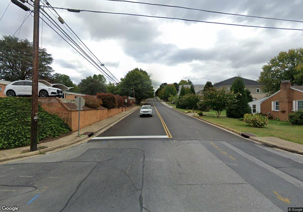 67 S Magnolia Ave, Waynesboro, VA 22980 - photo 1