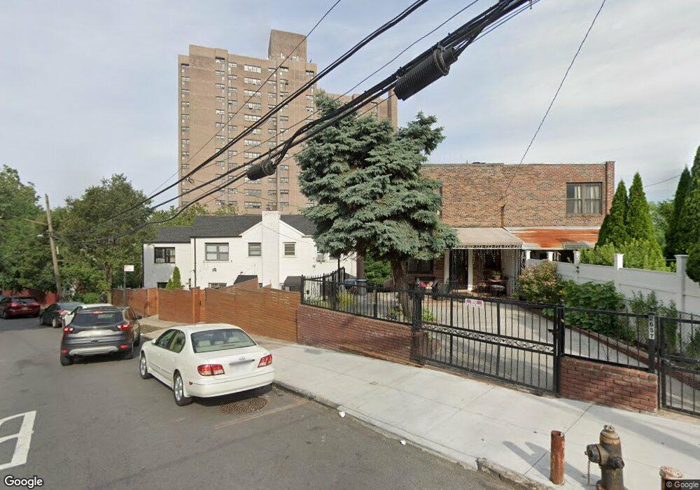 2657 Kingsbridge Terrace, Bronx, NY 10463 - photo 1