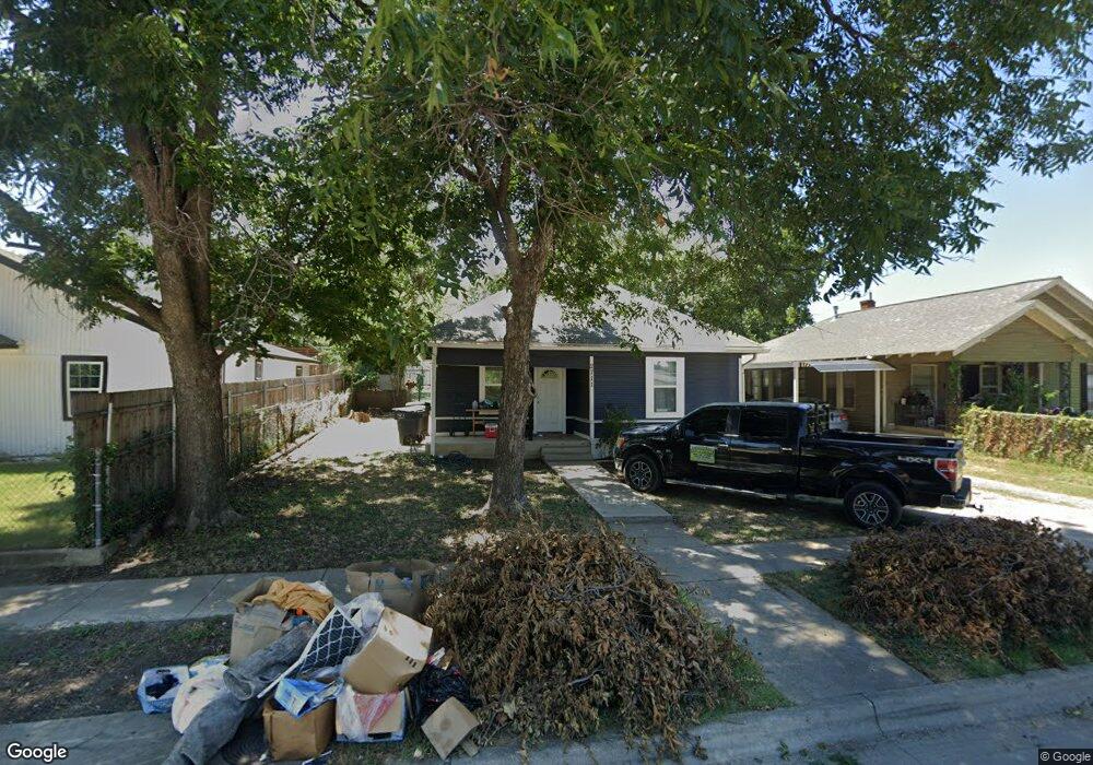 2711 Rosen Ave, Fort Worth, TX 76164 - photo 1