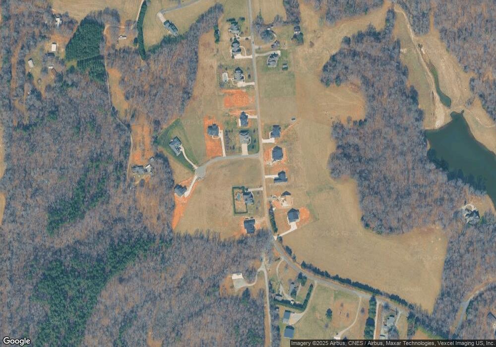 528 New Salem Road 8, Statesville, NC 28625 - photo 1