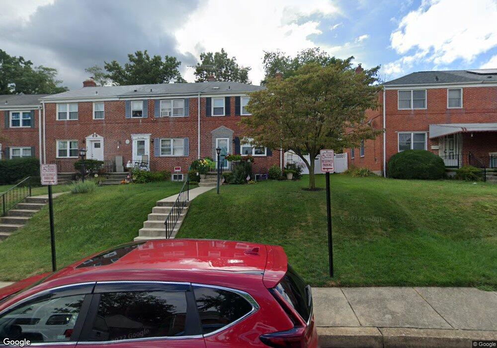 422 Westshire Dr, Catonsville, MD 21228 - photo 1