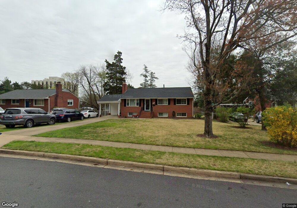 3303 Nevius St, Falls Church, VA 22041 - photo 1