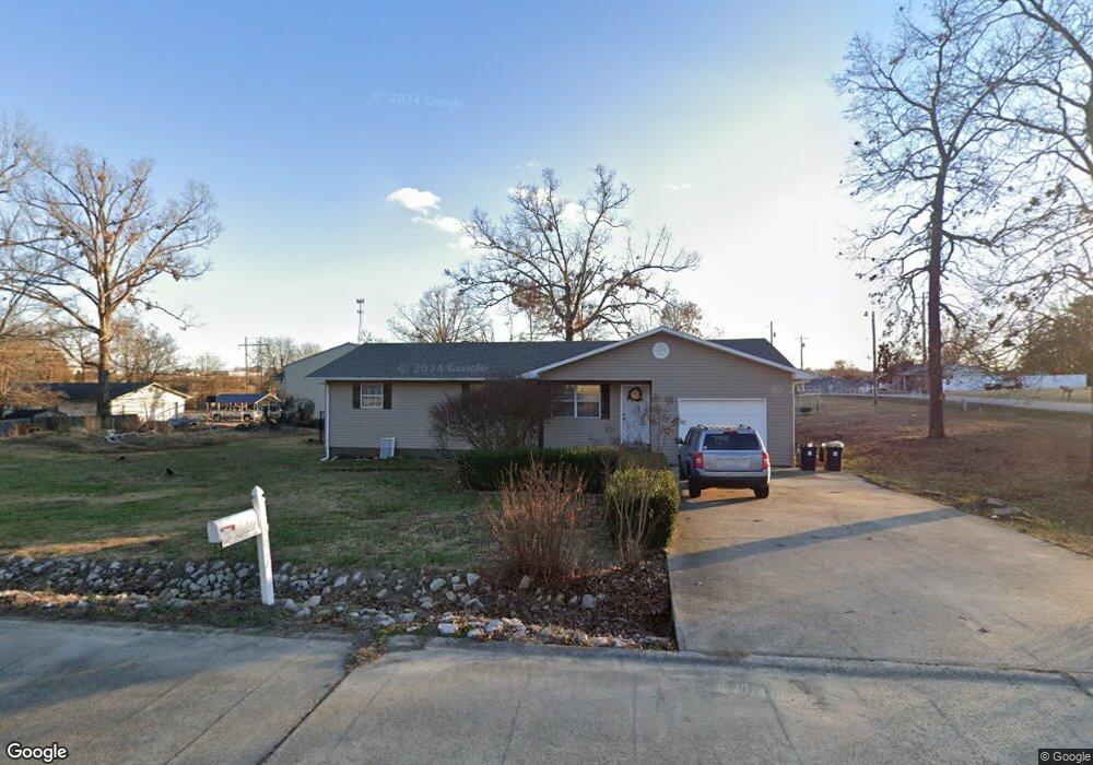 182 Lisa Ave, Poplar Bluff, MO 63901 - photo 1