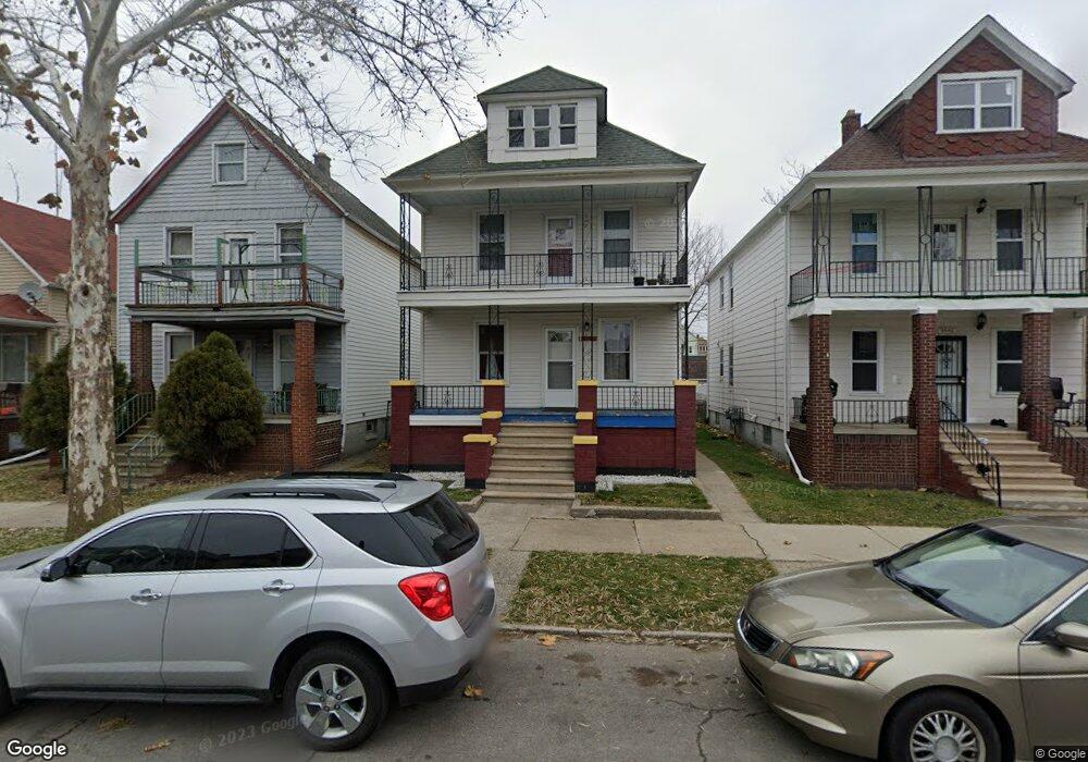 9446 Mitchell St, HamtraMcK, MI 48212 - photo 1