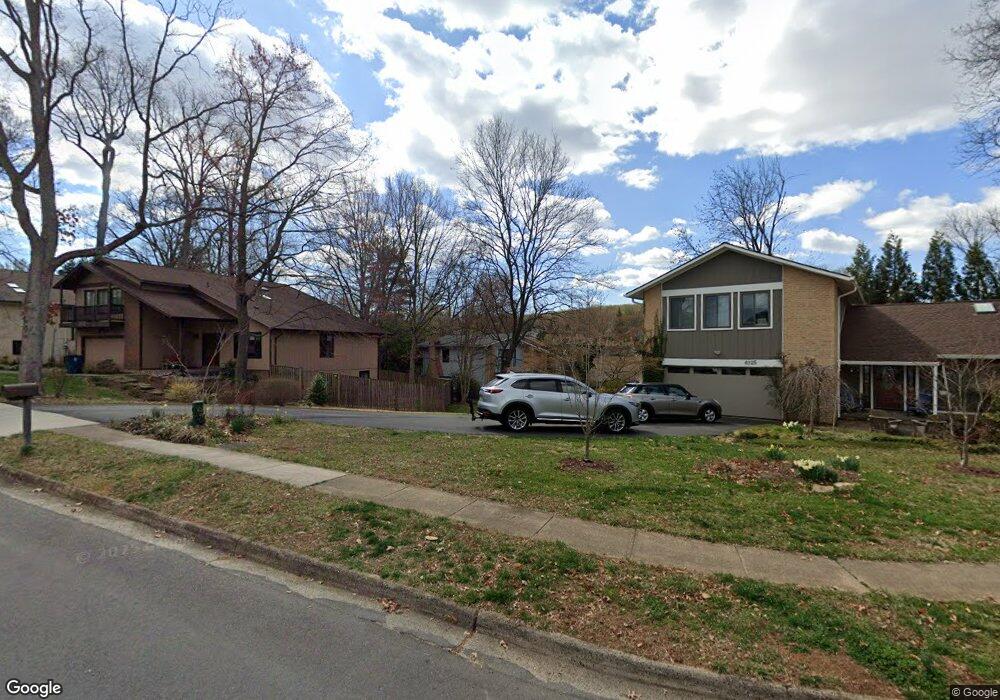 6717 Pine Creek Ct, McLean, VA 22101 - photo 1