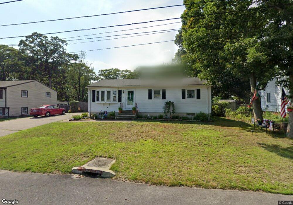27 Burgess Dr, Warwick, RI 02886 - photo 1