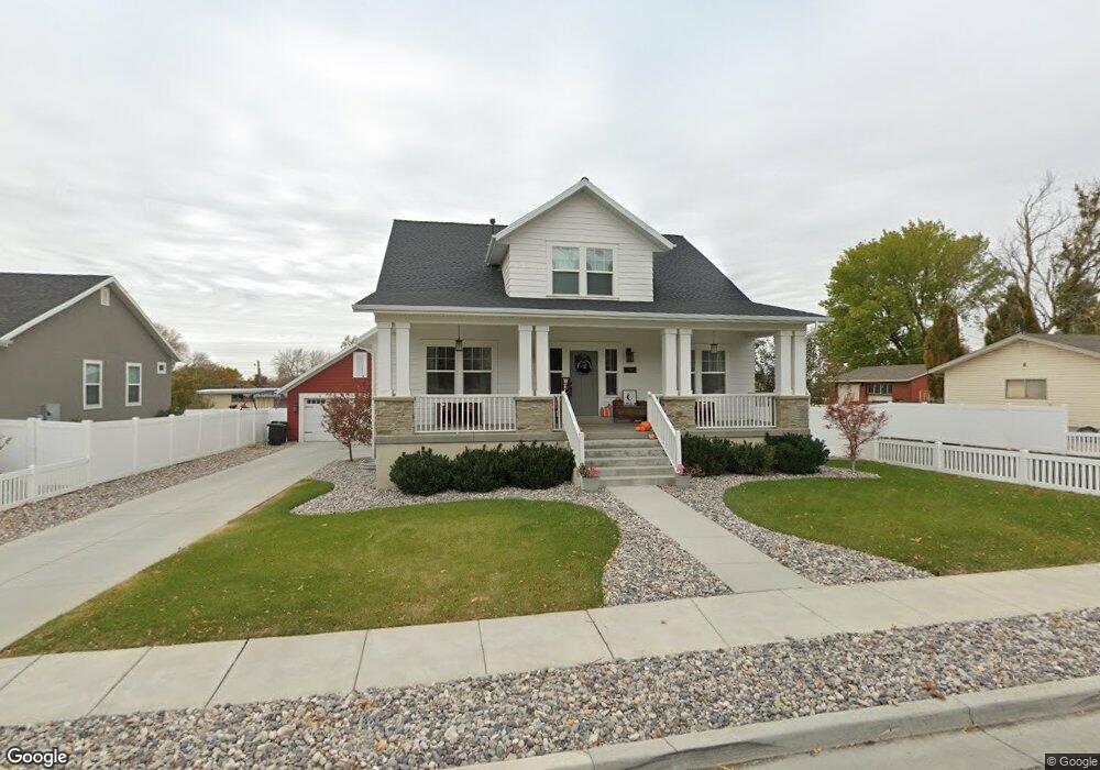 736 S 300 E unit 2-A, Centerville, UT 84014 - photo 1