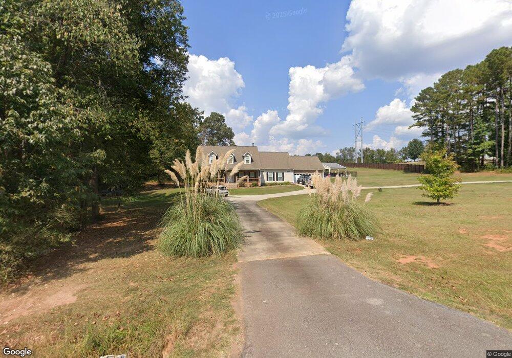 380 Lake Cir, Carrollton, GA 30116 - photo 1