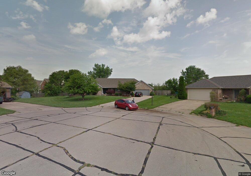 220 Hole in One Ct, Franklin, IN 46131 - photo 1