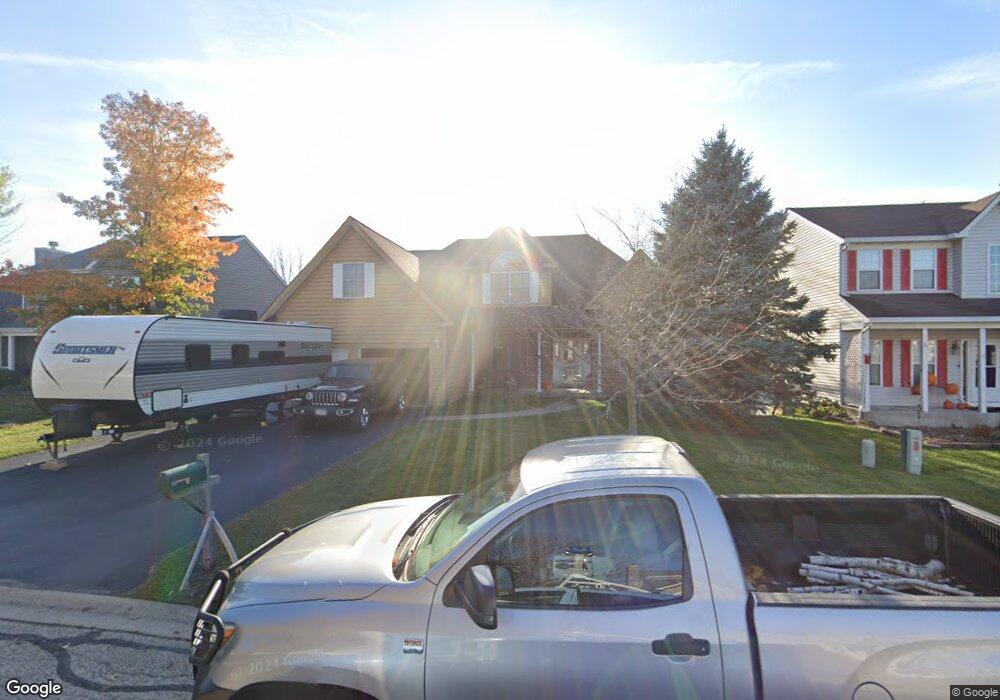 1021 Creekview Ln, Lake In the Hills, IL 60156 - photo 1