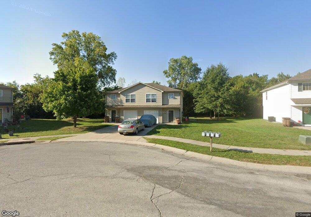 424 S Darrowby Dr, Raymore, MO 64083 - photo 1