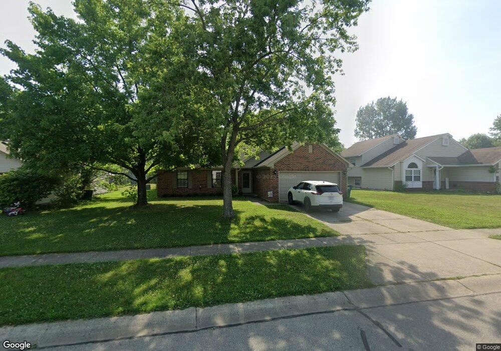 4003 Leslie Ct, Franklin, IN 46131 - photo 1