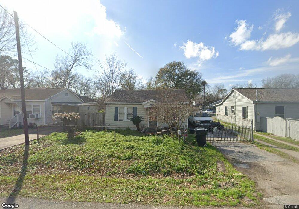 6821 Appleton St, Houston, TX 77022 - photo 1