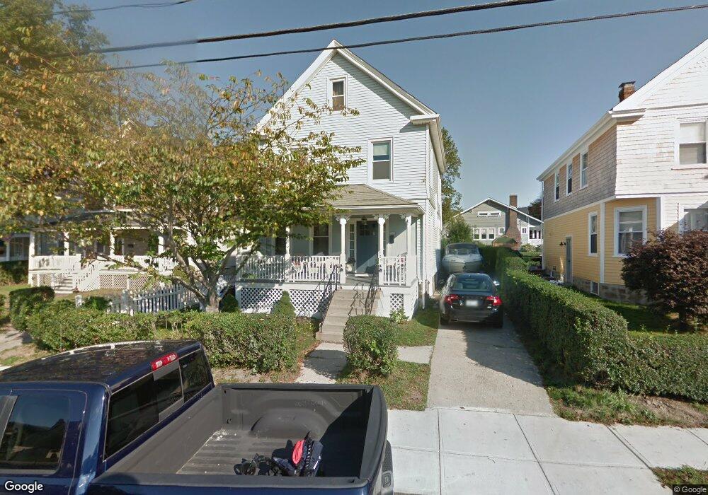 36 Carroll Ave, Newport, RI 02840 - photo 1