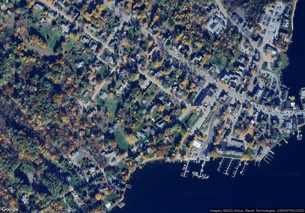 9 Adams St, Wolfeboro, NH 03894 - photo 1