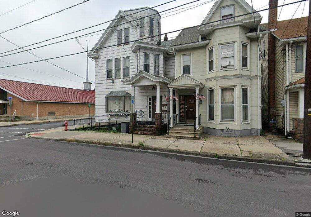 200 Pine St, Tamaqua, PA 18252 - photo 1