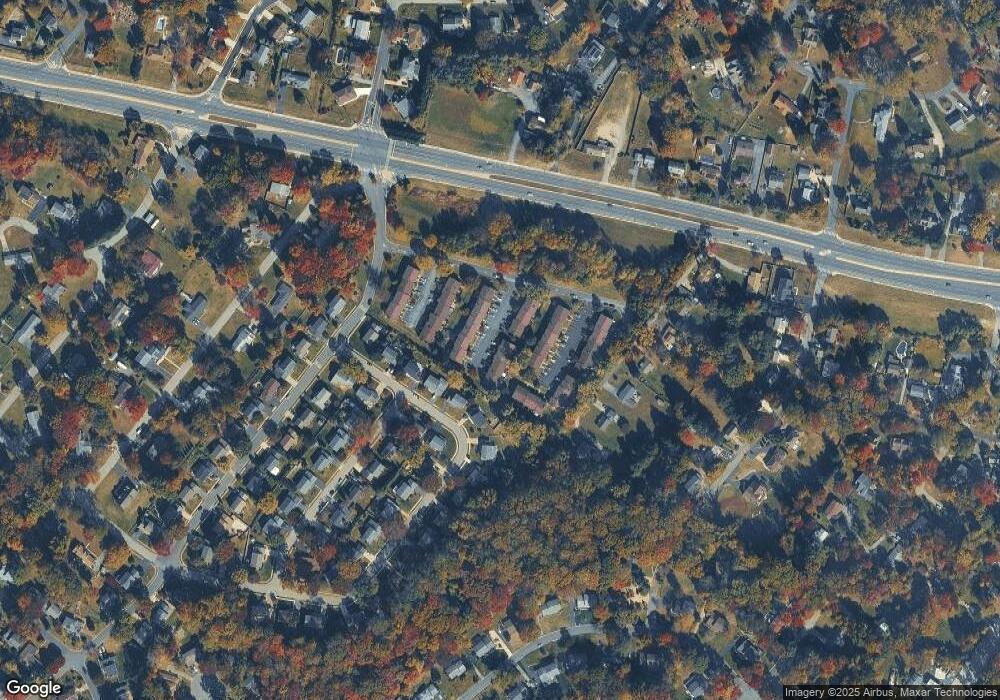 114 Center Ct unit 114, Wilmington, DE 19810 - photo 1