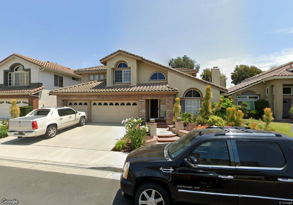 9568 Naples Dr, Cypress, CA 90630 - photo 1