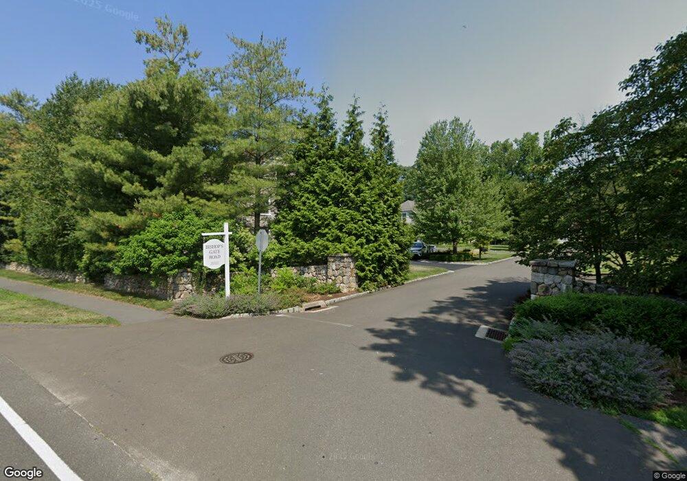 2 Bishop''S Gate, Darien, CT 06820 - photo 1