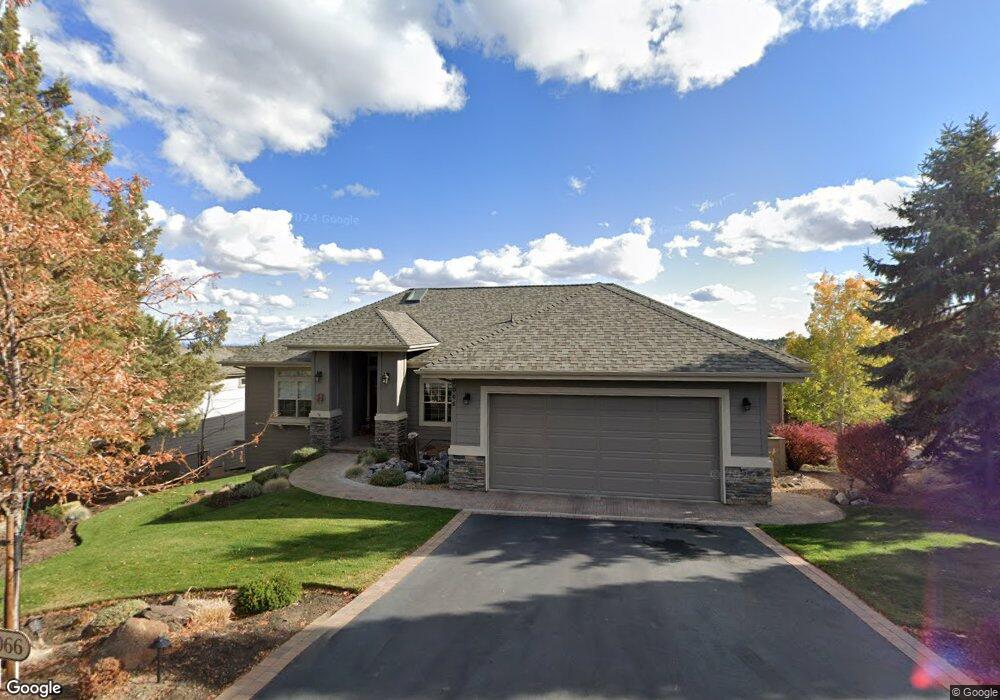 1066 Niagara Falls Dr, Redmond, OR 97756 - photo 1