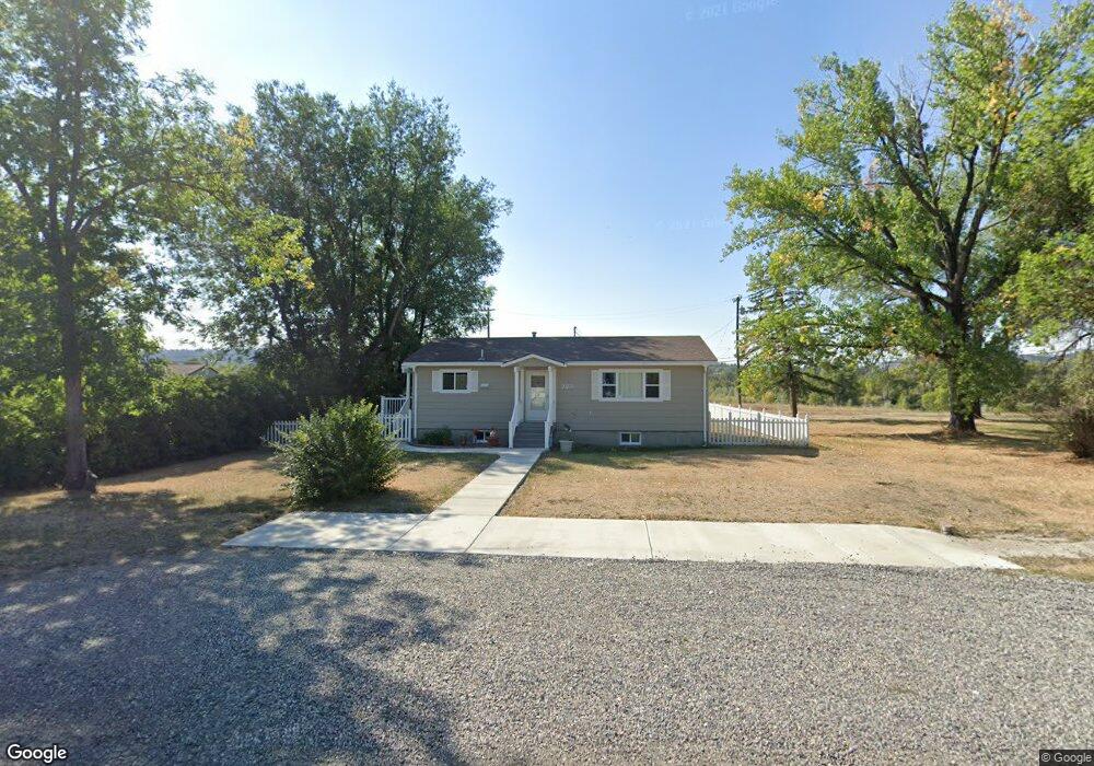 223 W 1st Ave N, Columbus, MT 59019 - photo 1