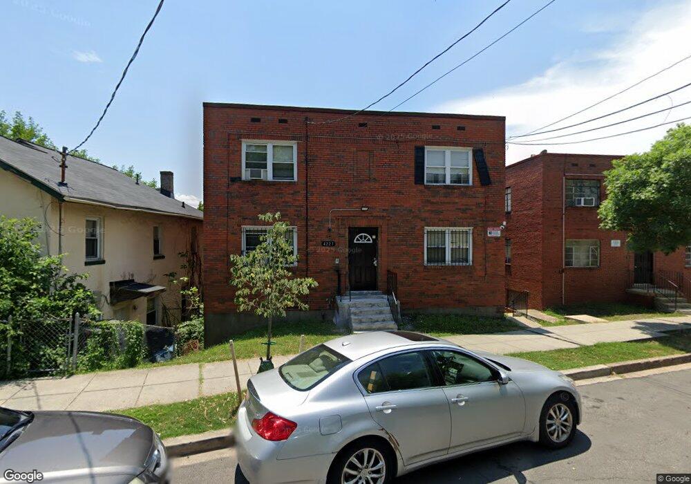 4223 Brooks St NE unit 2, Washington, DC 20019 - photo 1