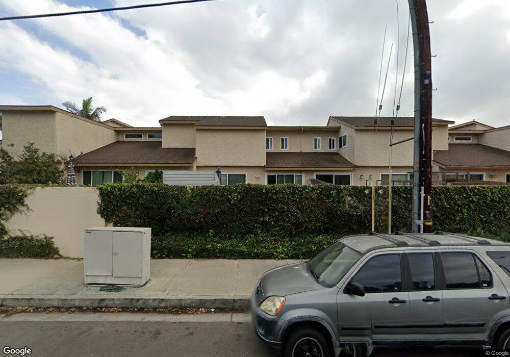 5325 Barrymore Dr unit 4, Oxnard, CA 93033 - photo 1