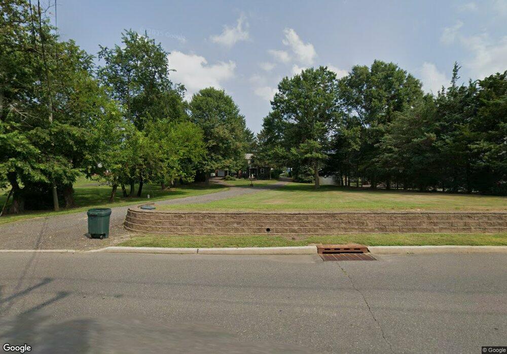 686 Ridge Rd, Monmouth Junction, NJ 08852 - photo 1