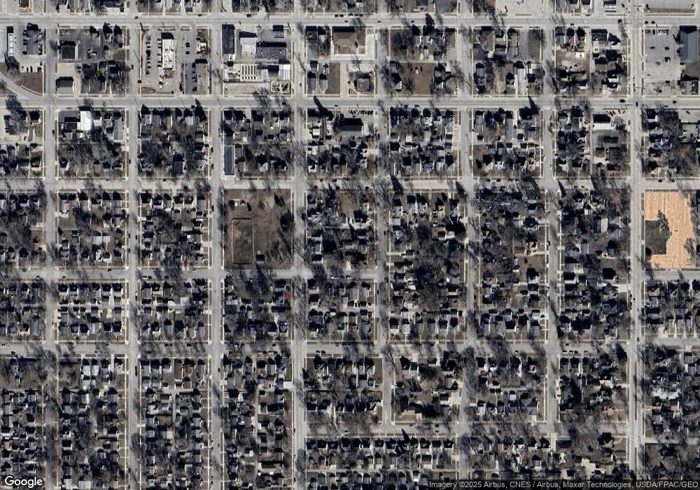 308 7th St SW, Austin, MN 55912 - photo 1