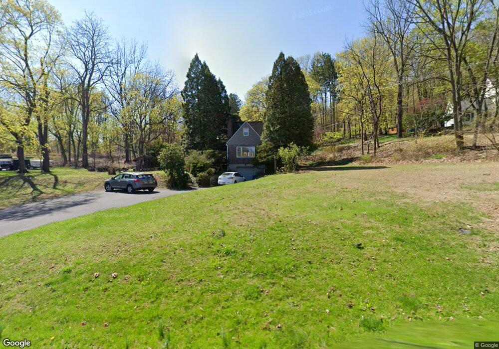 324 Spring Valley Rd, Reading, PA 19605 - photo 1