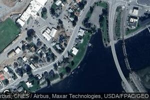 351 Warren Ave W, Pateros, WA 98846