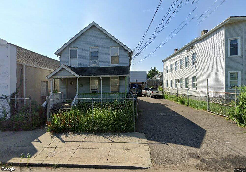 349 Charles St unit Rear, Bridgeport, CT 06606 - photo 1