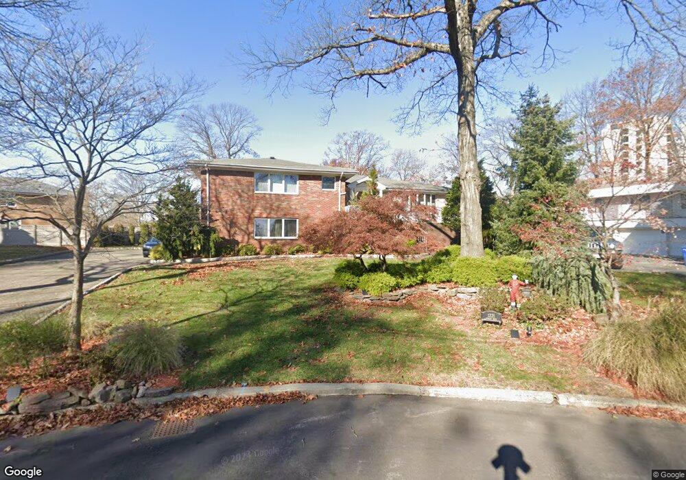1221 Duncan Rd, Fort Lee, NJ 07024 - photo 1