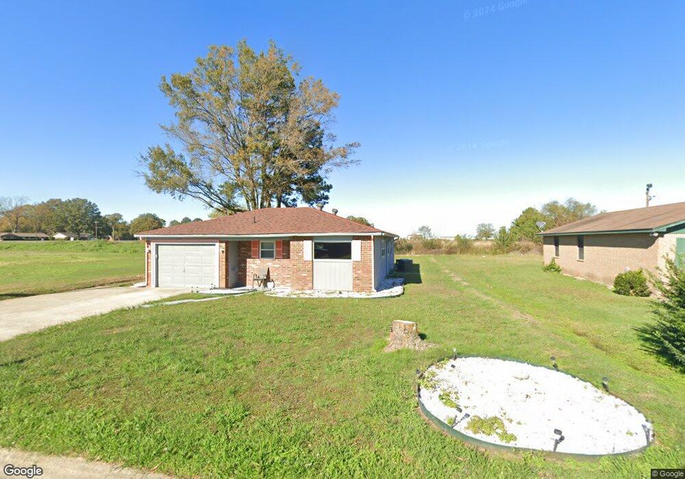408 W Taft St, Stuttgart, AR 72160 - photo 1