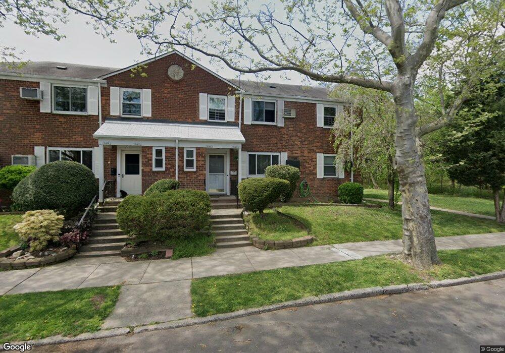 75-2 249th St unit 2B, Bellerose, NY 11426 - photo 1