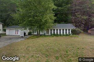 4248 Crystal Dr, Beulah, MI 49617