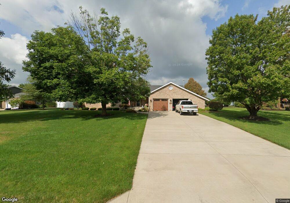 686 Forest Park Dr, Berne, IN 46711 - photo 1