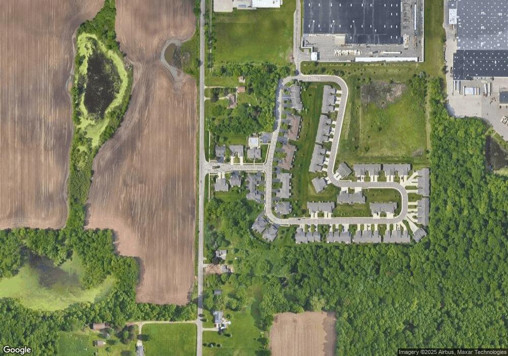 8703 Huntington Dr unit 5, Lansing, MI 48917 - photo 1