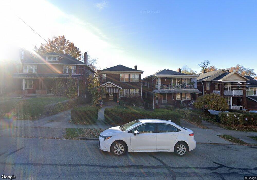 5862 Beacon St, Pittsburgh, PA 15217 - photo 1