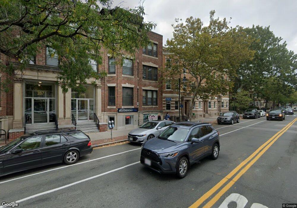 389 Harvard St unit 4, Brookline, MA 02446 - photo 1