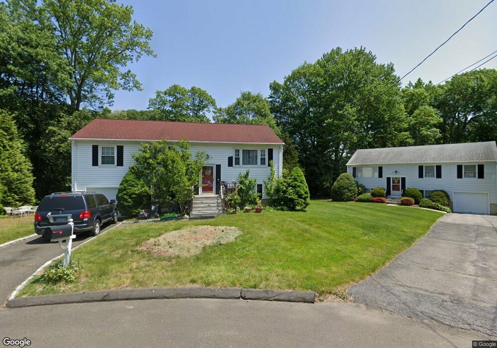 17 Gard Ct, Greenwich, CT 06831 - photo 1