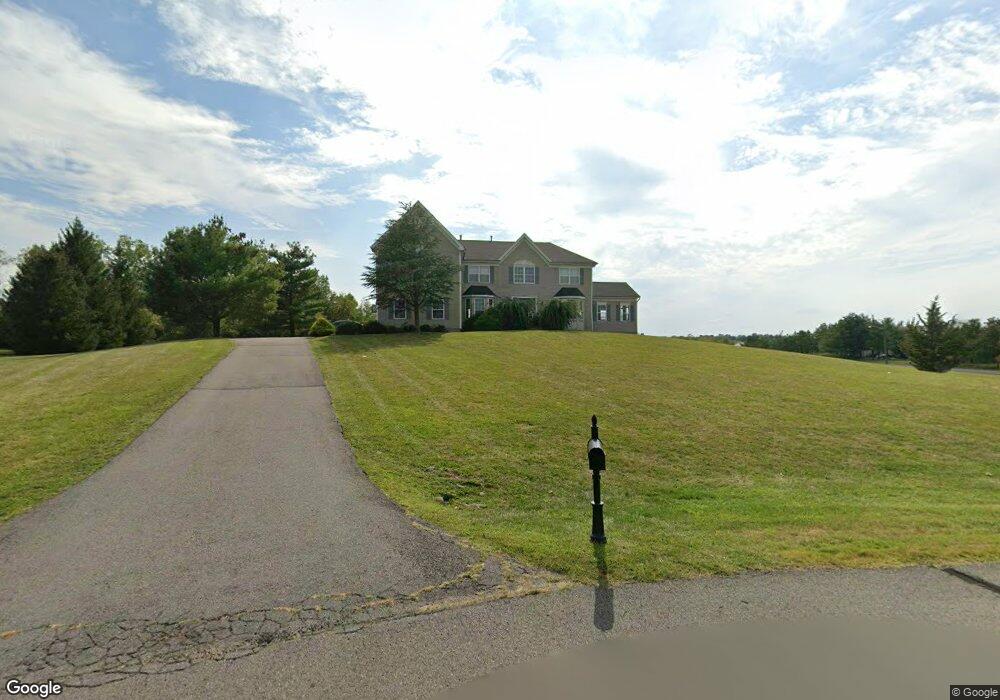 33 Saw Mill Dr, Somerset, NJ 08873 - photo 1