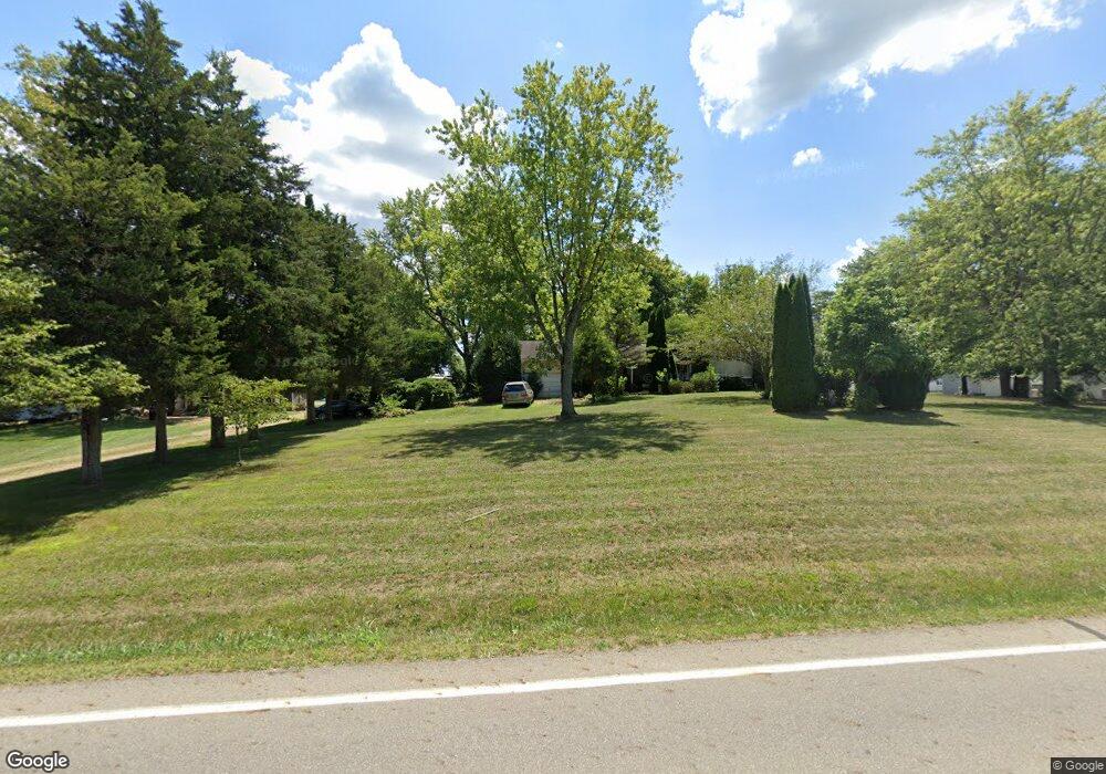 8739 Tarlton Rd, Circleville, OH 43113 - photo 1